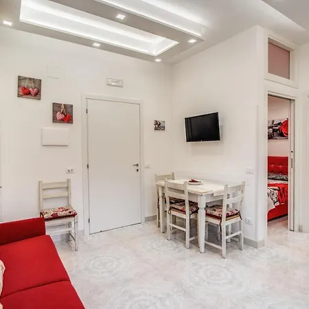 Casa Lolla, A Red Rose In *