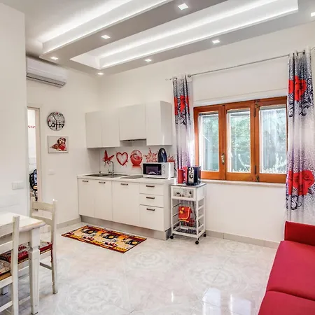 Casa Lolla, A Red Rose In דירה *
